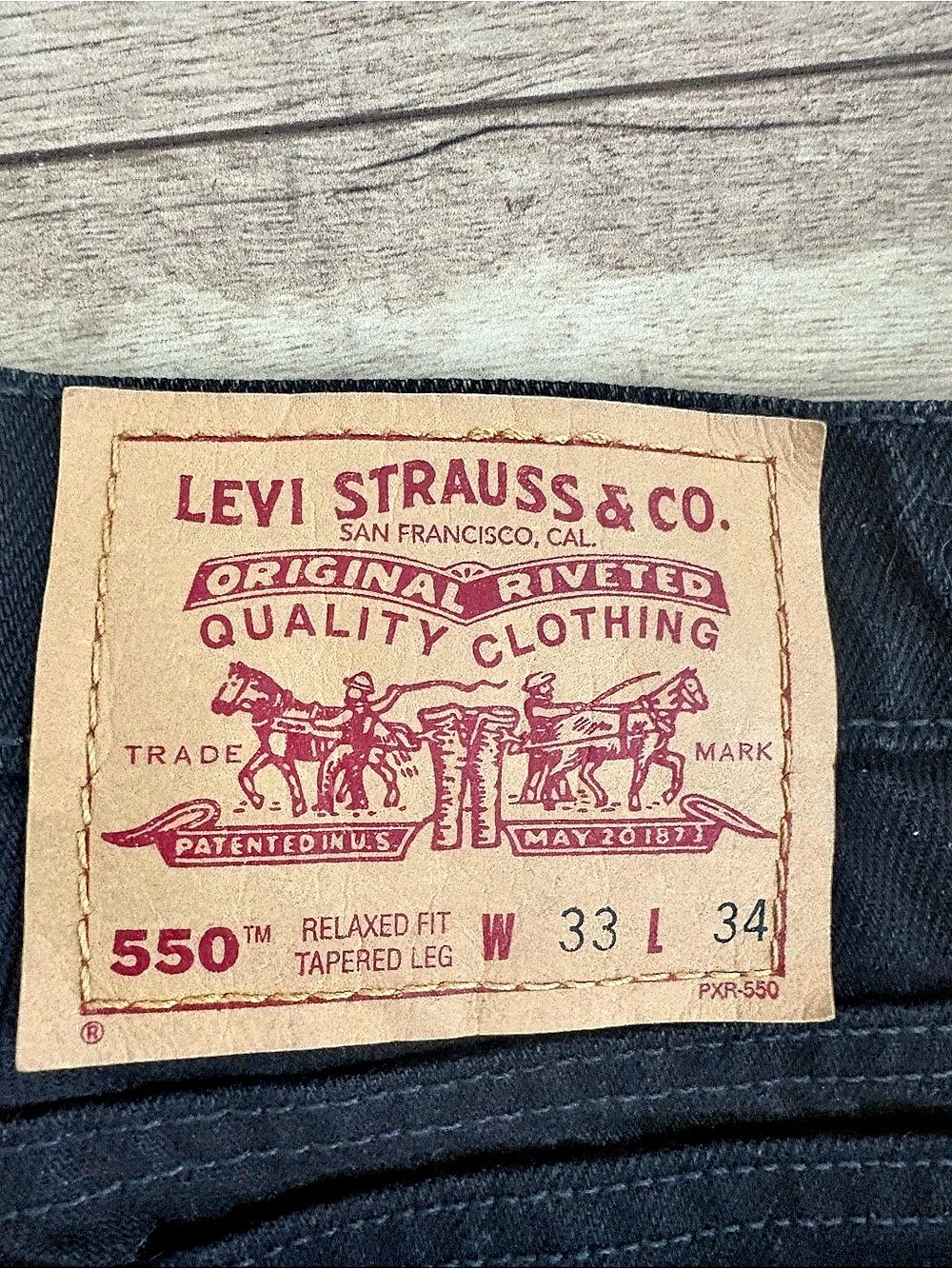 Levi's 550 Relaxed Fit Tapered Leg Black Jeans